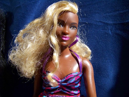 (2) Mattel Barbie African American Dolls As Pictured 1999 & 2015 - EUC - Picture 5 of 7