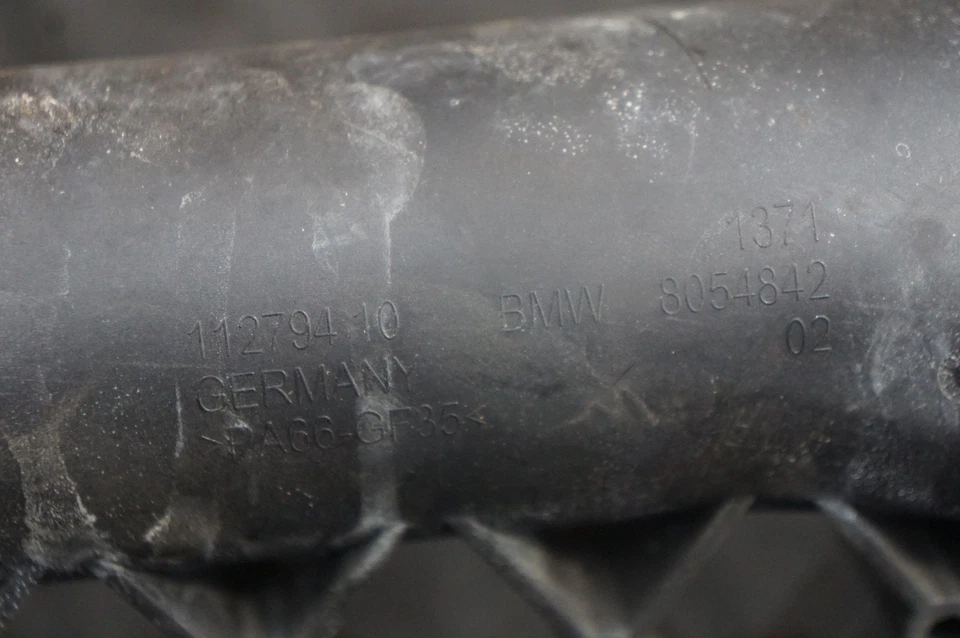 Conducto enfriador de aire de carga frontal 3,0 L 13718054842 Bmw M3 Competition G80 21-24 *Nota Foto 2 de 4