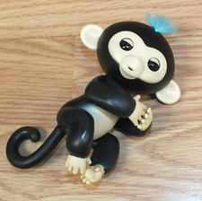 Genuine 2016 Wowwee Black Fingerling Monkey Plastic Toy Only  READ 