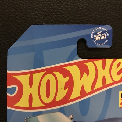Hot Wheels 2023 Carte US - '72 Stingray Convertible - Modèle 1:64 Métallique Sous Blister Non Ouvert - Très Bon état
