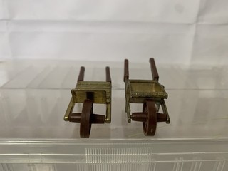 Metallf. 2 x Transportmittel Schubkarre (Erscheinungsjahr ende 70er Jahre )