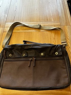 Vintage Marlboro Country Store Echtleder Messenger Bag/Aktentasche 90er