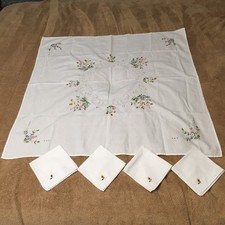 Vintage Table Cloth-Hand Embroidery White w/ Flowers 32" x 32" w/ 4 Napkins