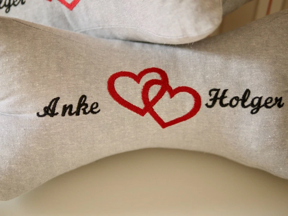 Hochzeitsgeschenk Leseknochen Kissen personalisiert Hochzeits Geschenke mit Name - Bild 4 von 4