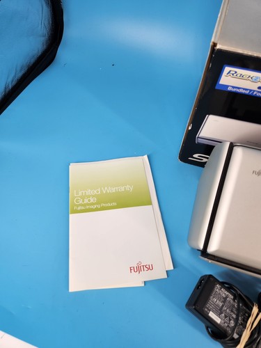 Fujitsu ScanSnap S1500 Color Image Desktop Scanner - Picture 4 of 5