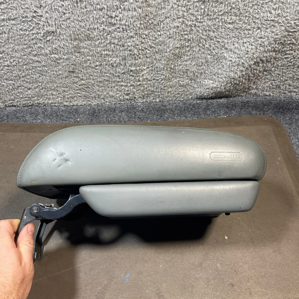 Lexus LS400 1995-2000 consola central cuero gris reposabrazos tapa edición Coach OEM Foto 4 de 4