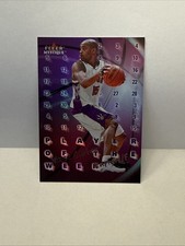 2000-01 Fleer Mystique - Player of the Week Vince Carter #3 PW