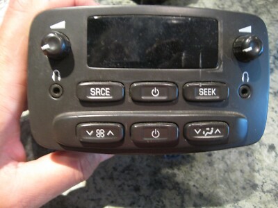 2004 Trailblazer Rear Climate and Audio Control OEM 15082687