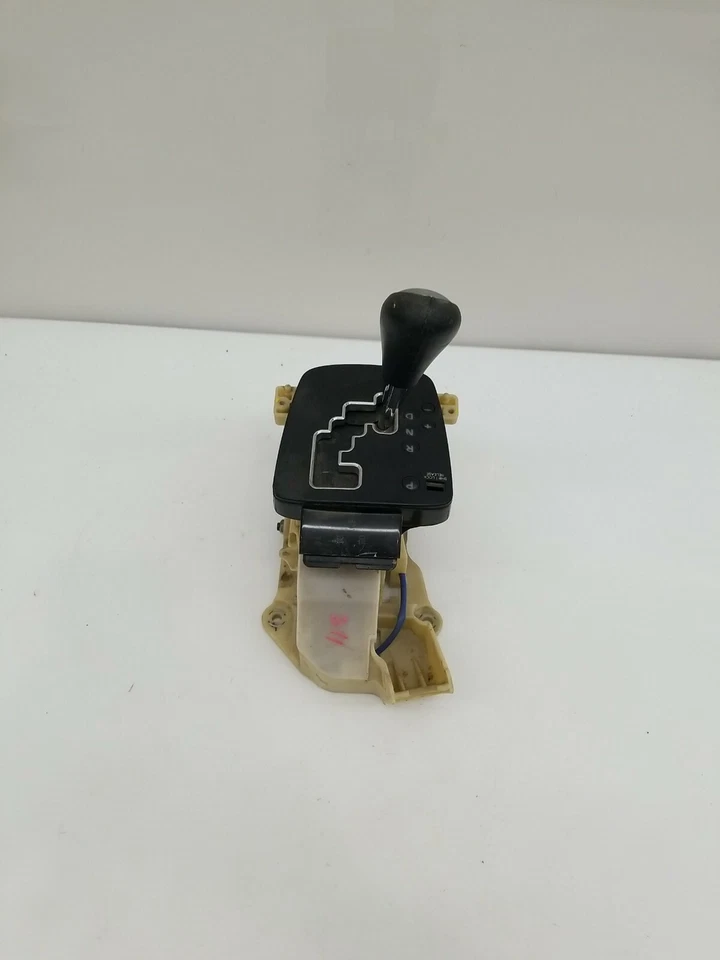 10 Hyundai Genesis 2010 cupé 2,0 transmisión automática palanca de cambios OEM Foto 2 de 4