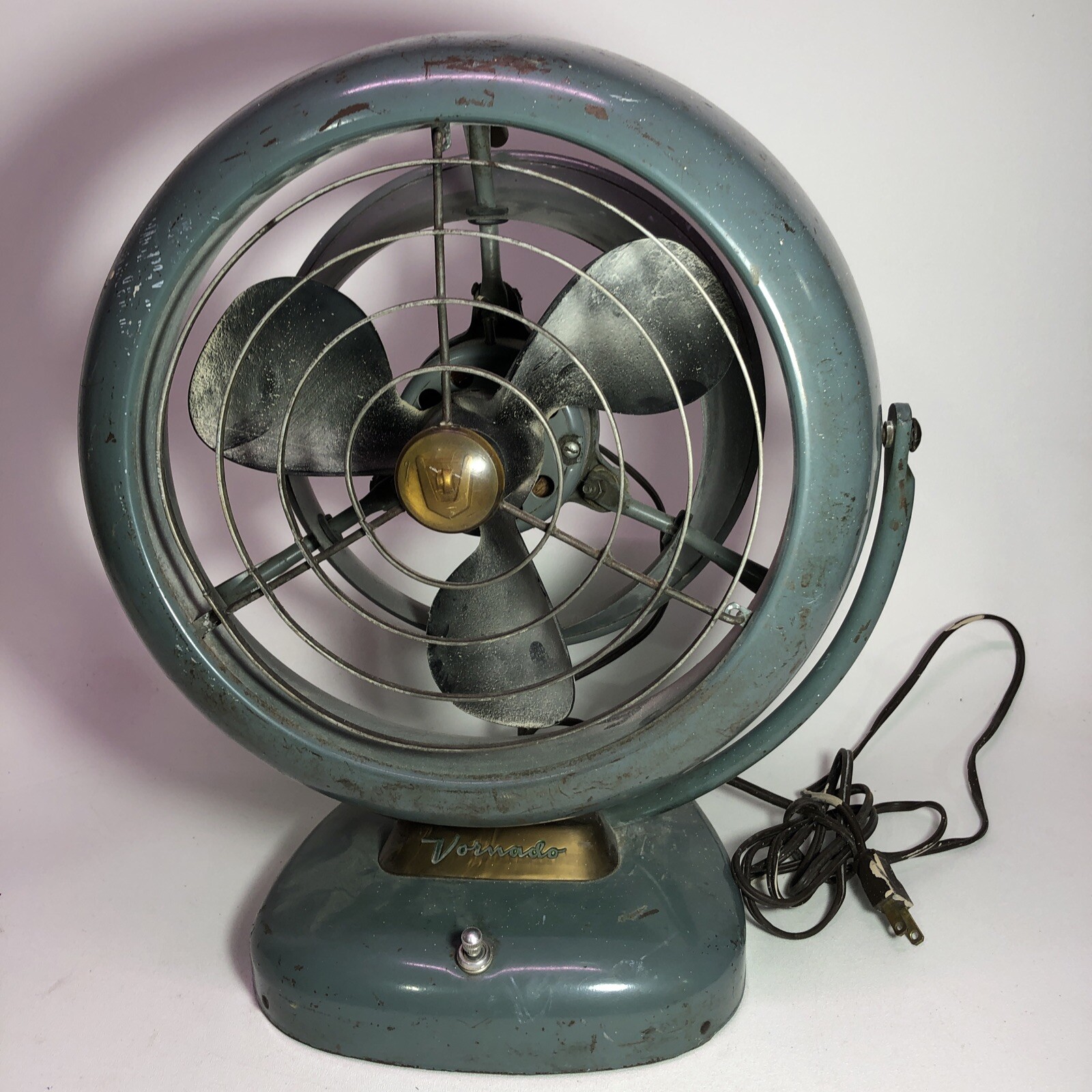Vintage 1953 Vornado 3 Blade Fan Model B24C11 eBay