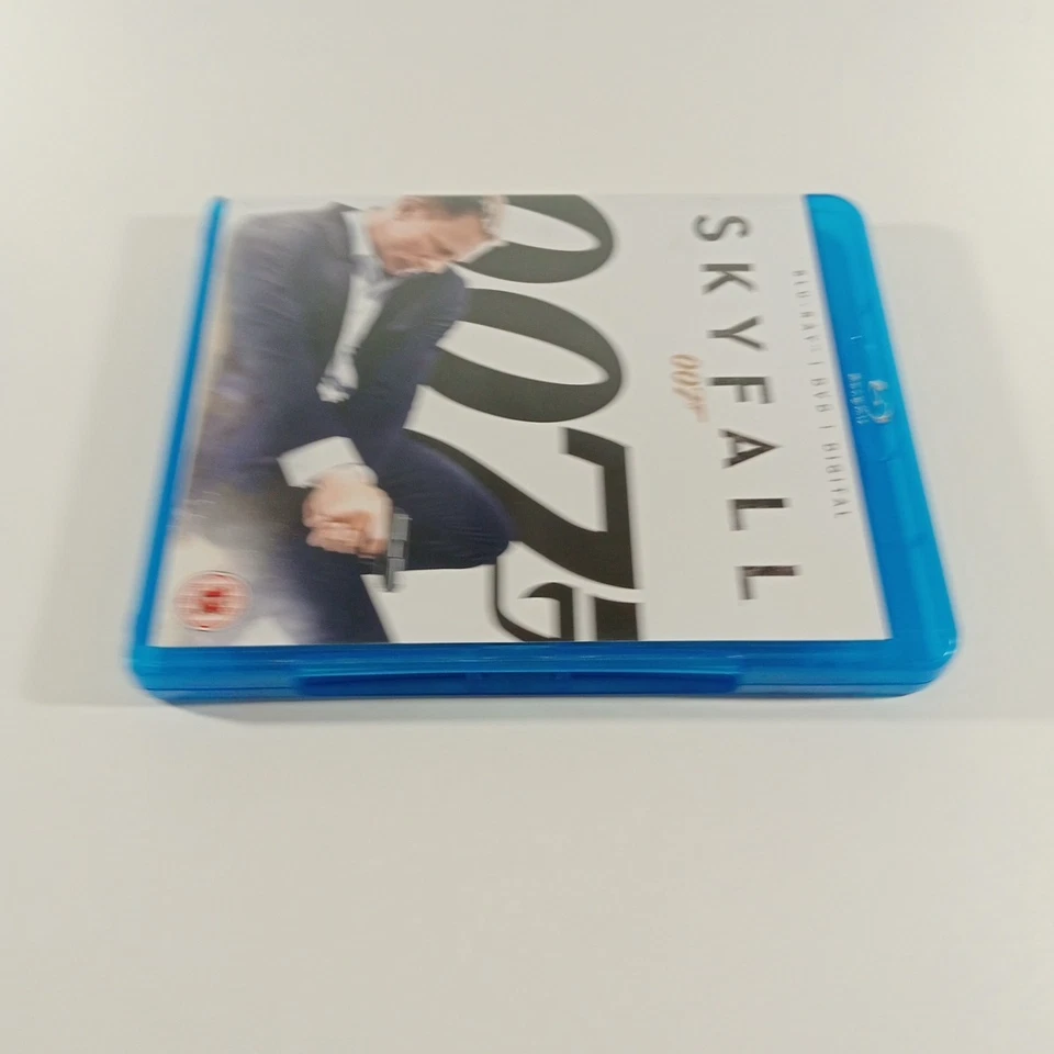 Skyfall Blu-Ray and DVD Movie Region B / Region 2 Daniel Craig as James Bond - image 4 of 4