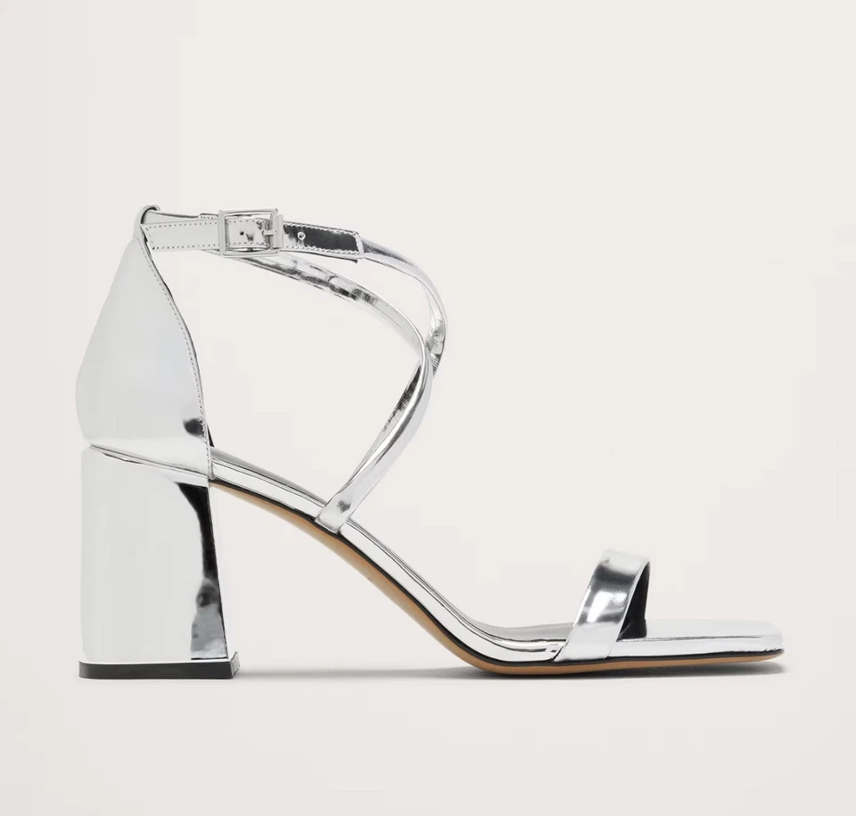 Nueva Sandalia Banana Republic ITALIANA METÁLICA-CUERO BLOQUE-TACÓN ¡NUEVA! Talla 9 Foto 2 de 4