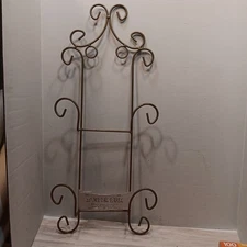  Gold Wall Mount Plate Rack Display Holder.  For 2 Plates  21"x9.5"