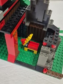 LEGO Ninja: Robber's Retreat (6088). Not Complete. Missing Pcs & Instructions