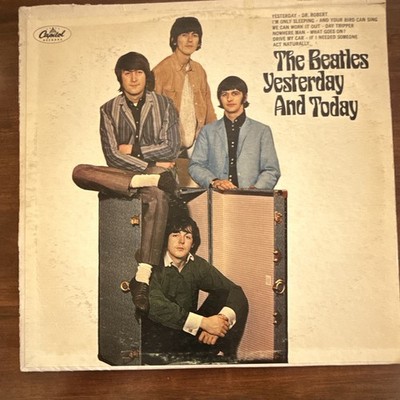 Capitol Records The Beatles Yesterday And Today 12'' Vinyl LP 33 RPM Mono T 2553