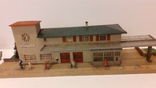Faller   B-103    (Spur H0)   Bahnhof  Schönblick - fertig gebaut, gebraucht 