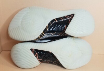 RARE Under Armour Stephen Curry 5 Copper Men display picture 1