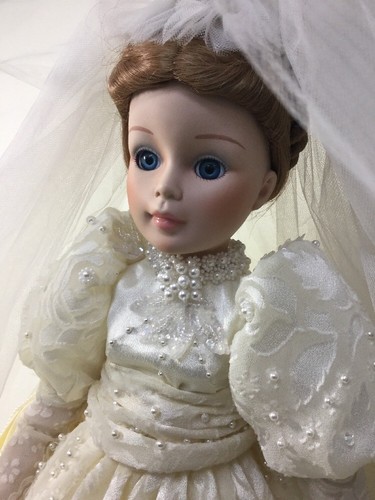 20” Madame Alexander #001 Bride, Limited Edition Porcelain Collection w/Box - Picture 3 of 12