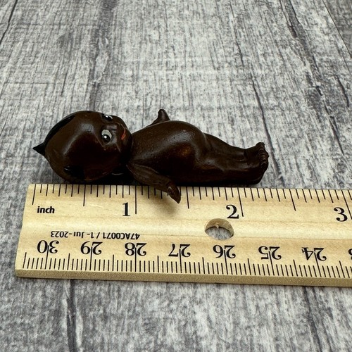 Antica miniatura Rose O'Neill KEWPIE 1913 primissima celluloide nera molto rara - Foto 7 di 7