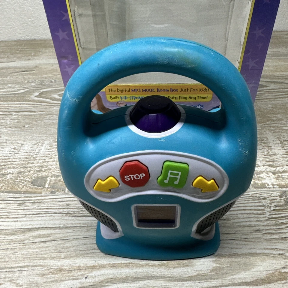 BLUE HAT TOY COMPANY 1619804 Little Tunes MP3 Music Boom Box - Image 4 of 4