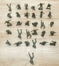Vintage Marx Army Men Lot of 31 WWII Soldiers Green Plastic 1960s