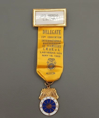 Teamsters Delegate Badge Keyring 6" Gold Yellow Ribbon 1986 Las Vegas Convention image 3