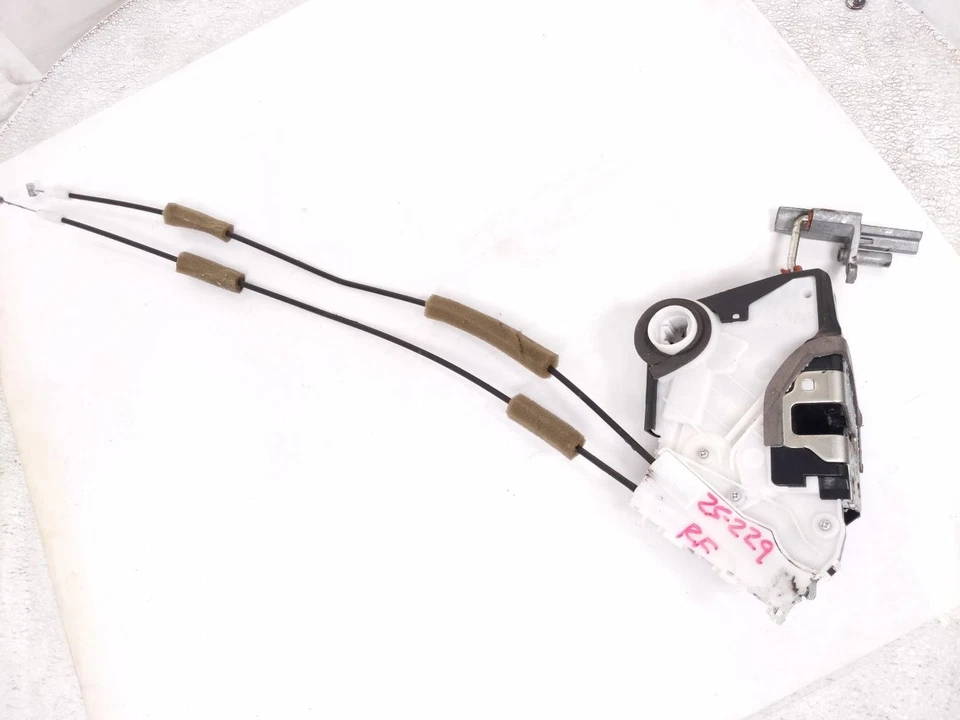 Actuador de cierre de puerta de pasajero delantero Honda Cr-V 2012-2013 72110-T0a-A12 Foto 3 de 4