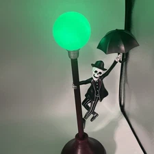 Tekky Halloween Skeleton Dancing On A Lamppost With Umbrella Musical Animated