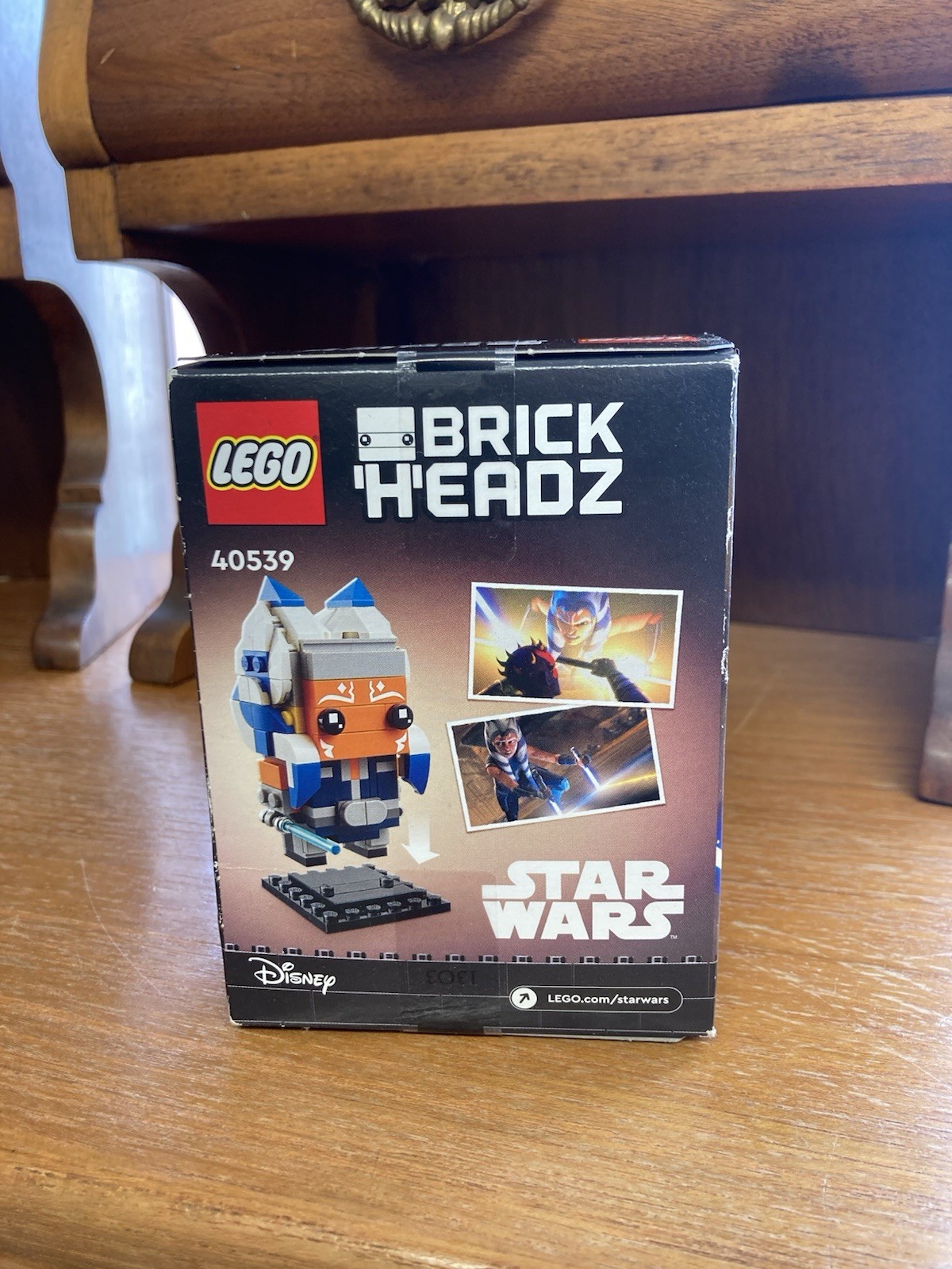 LEGO BRICKHEADZ: Ahsoka Tano (40539) BRAND NEW / FACTORY SEALED