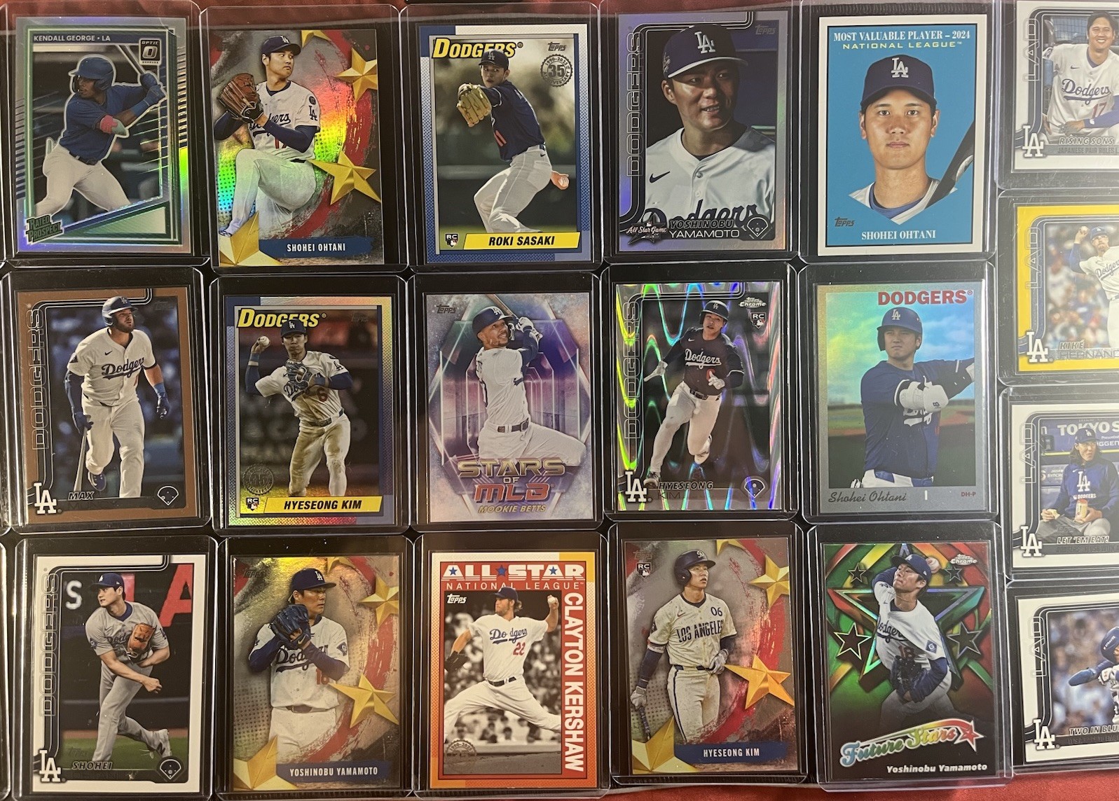 LA Dodgers Baseball 25 Card Lot -Ohtani, Betts, Yamamoto, Freeman, Sasaki (2025)