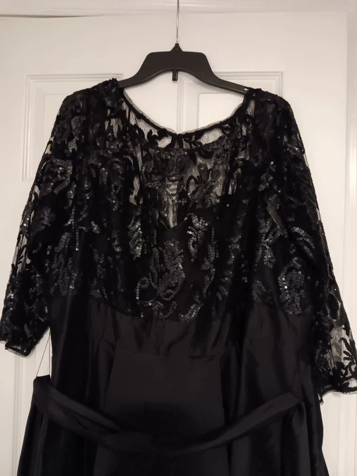 *Adrianna Papell* Vestido formal para mujer, talla 22W, negro, hombros y mangas de encaje Foto 3 de 4