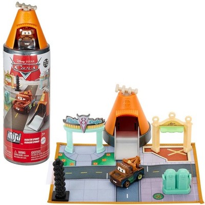 Mattel Disney and Pixar Cars Mini Racers Playset, On-the-Go Radiator Springs