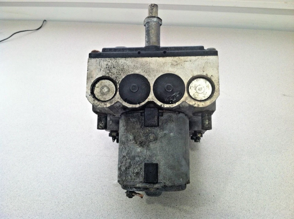 Mercedes-Benz SL500 SL320 SL600 R129 1990-2002 ~ BOMBA ABS Foto 2 de 4