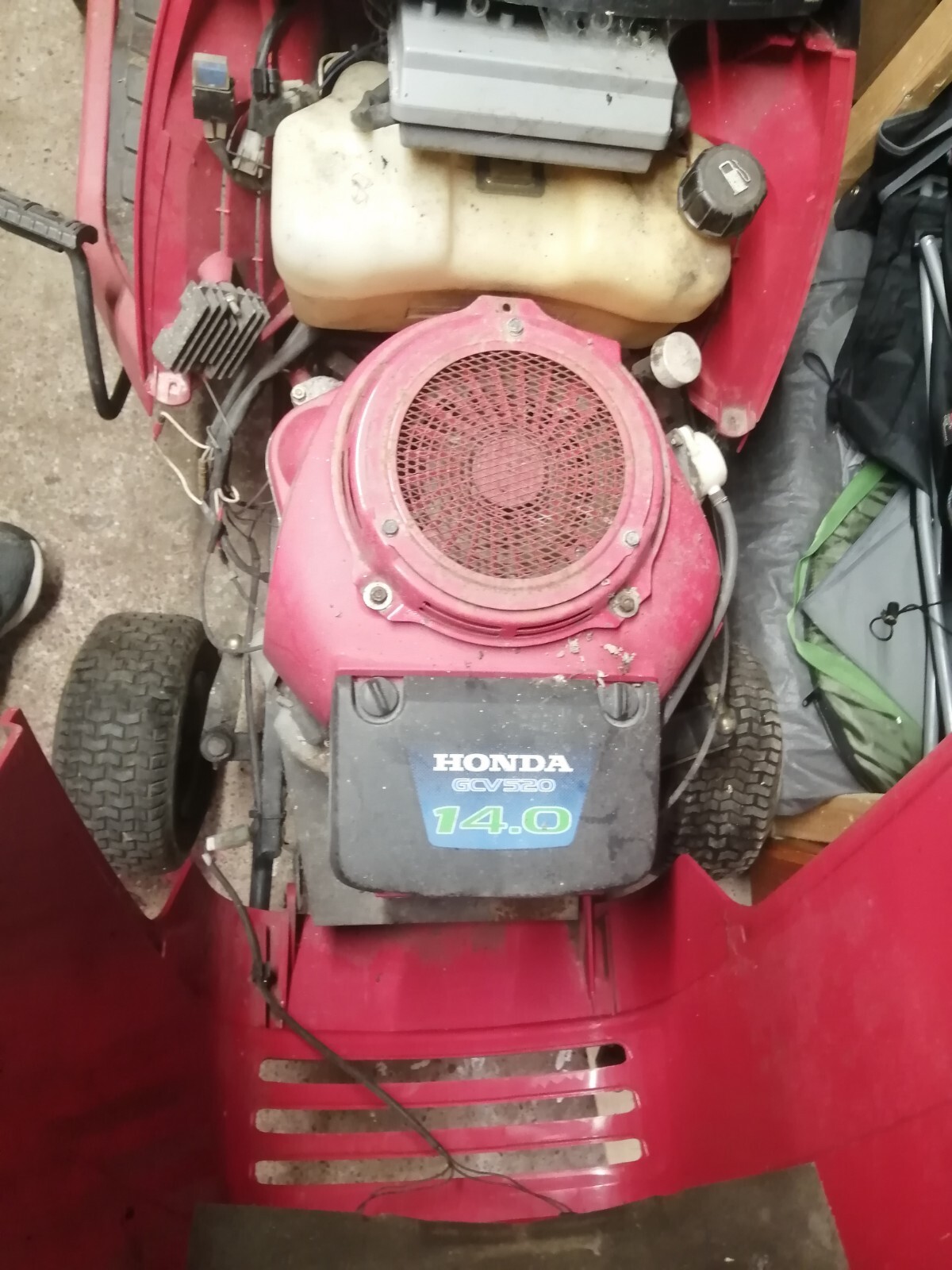 Honda Lawn Tractor Sit On Mower. Spares or repair. Does start up eBay