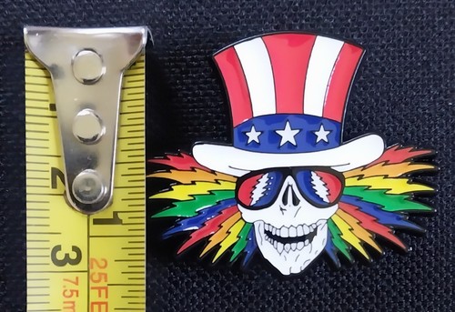 LAPEL PIN GREATFUL DEAD SKULL MOTORCYCLE CONCERT PIN FULLY LICENSED - Picture 6 of 7