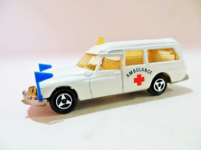 Miniature Majorette #269 Ambulance - Échelle 1/64 - Fabriqué En France - Occasion