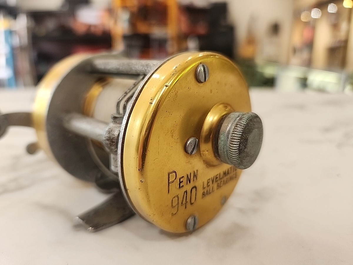 PENN リール　940 PENN 940 LEVELMATIC Bait Reel / For Fishing / Slightly