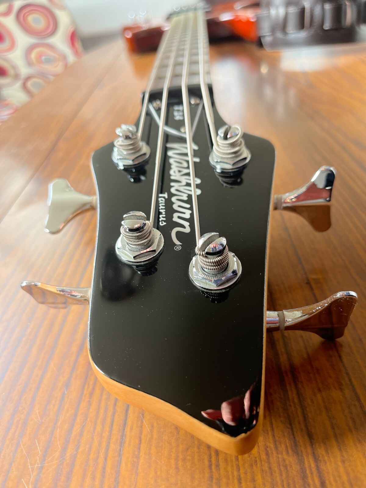 Washburn electric bass guitar eBay