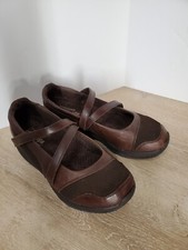 Scarpe da ginnastica Skechers Shape Ups in pelle marrone Mary Jane Rocker Toning donna 10