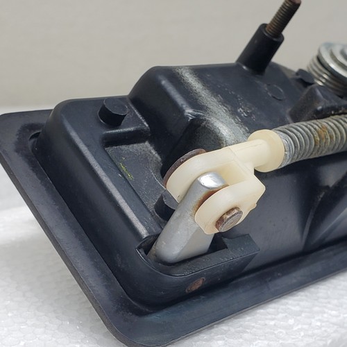 OEM 1993 Range Rover Classic  Passenger Side Rear Right Exterior Door Handle 93 - Imagen 9 de 17
