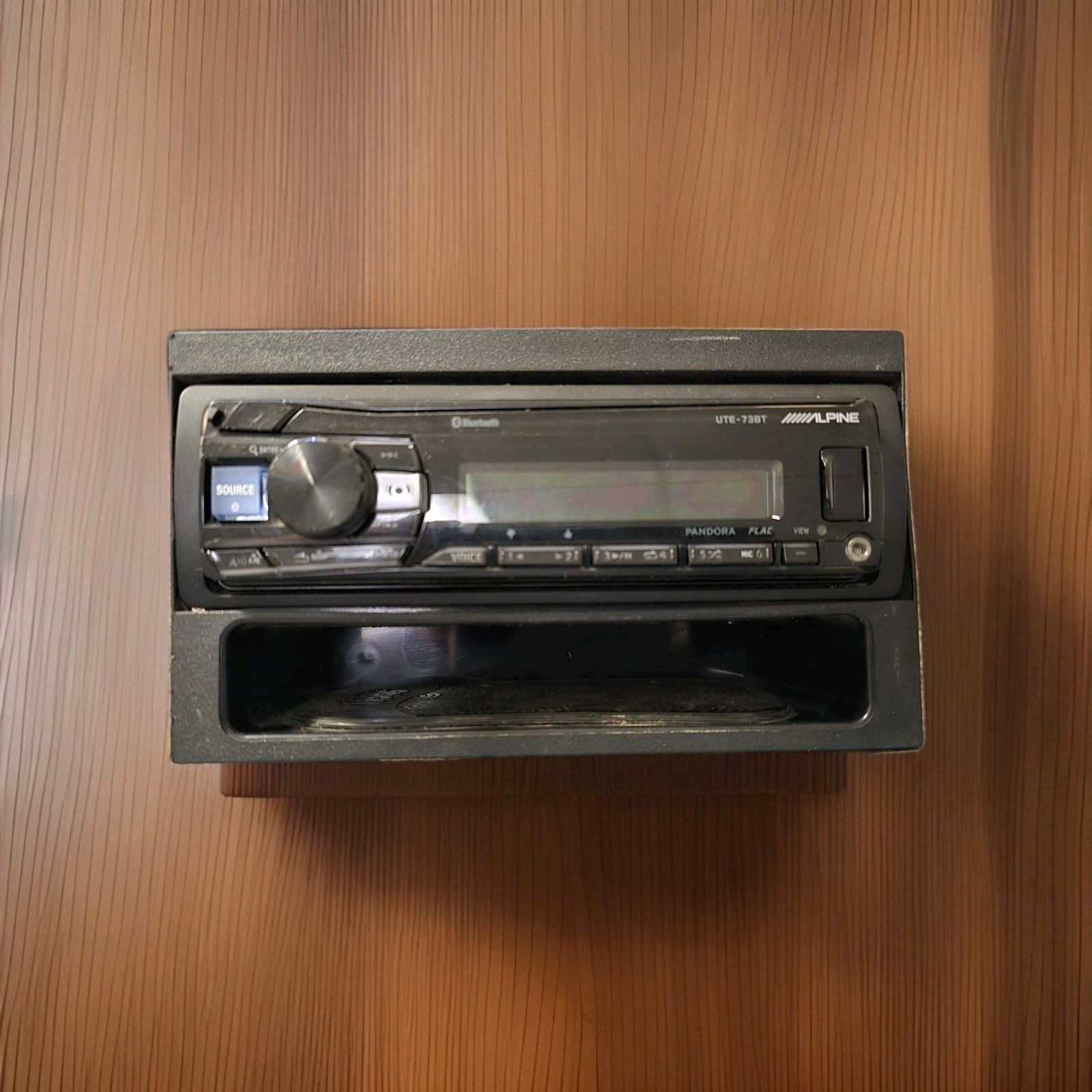 W/ Bluetooth, Usb, Aux Untested