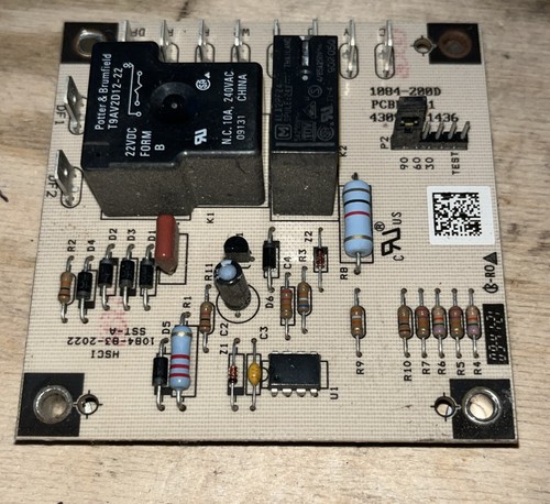 Goodman PCBDM101 Control Defrost Board 1084-200D PCBDM101S USED **TESTED**