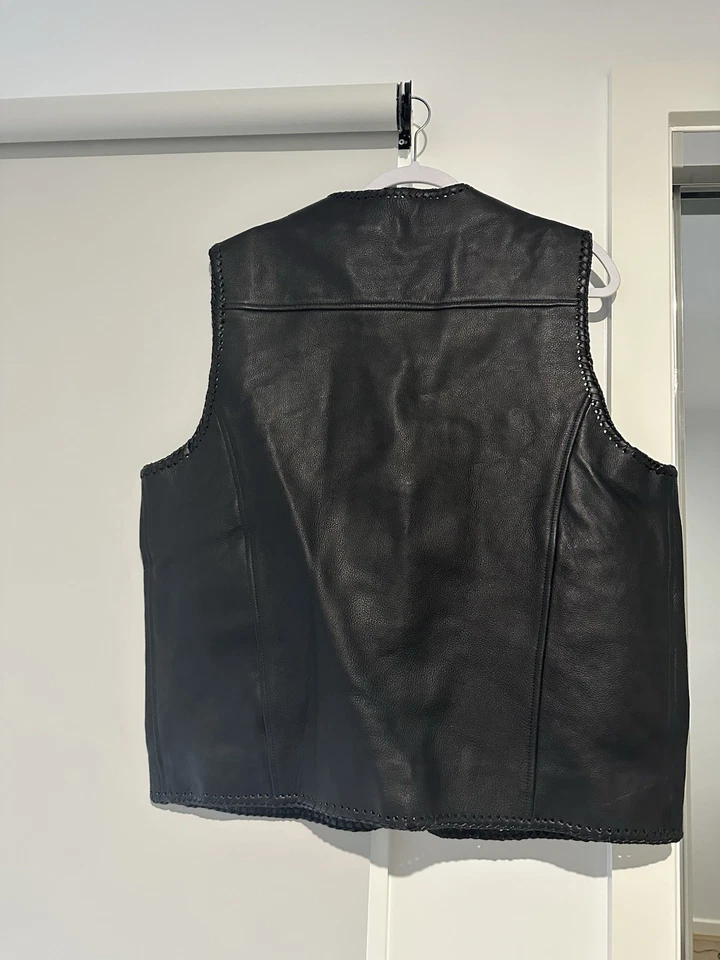 Colete de couro de ovelha preto para moto tamanho GG - Imagem 2 de 4