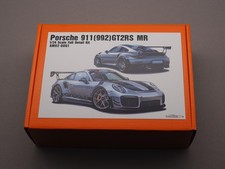 Porsche 911 GT2RS MR 1:24 AM02-0081 Modellbausatz