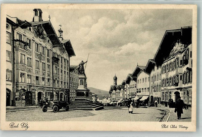 39669697 - 8170 Bad Toelz Photo Alois Marey Lower Market Street with City Hall