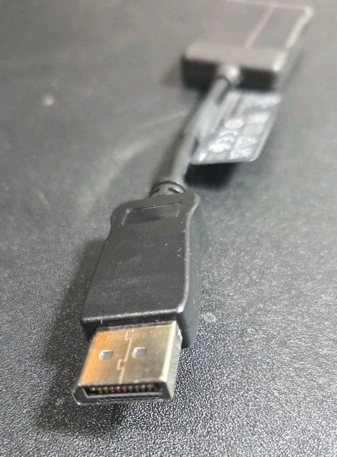 Dell 0M9N09 DisplayPort to VGA Adapter – Tested, Used Once, Genuine OEM - Image 2 of 4