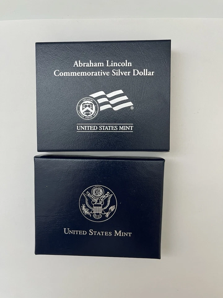2009 Abraham Lincoln Commemorative Uncirculated Silver $1 Box and COA NO COINS - Image 3 of 4