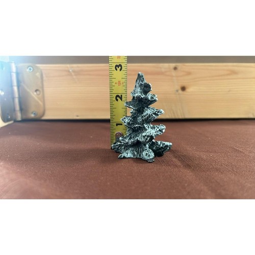 Dept 56 Snowy Evergreen Trees Set of 3  - Bild 8 von 8