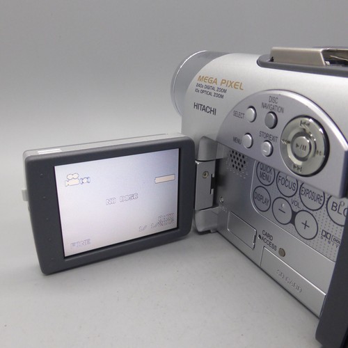 Hitachi DVDCAM DZ-MV3000E Handheld Mini DVD Camcorder Silver Tested - Picture 2 of 10