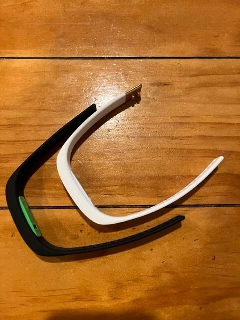 Bandas inteligentes de fitness Razer RZ15-01290100-R3U1 Nabu X - blanco y negro Foto 2 de 2